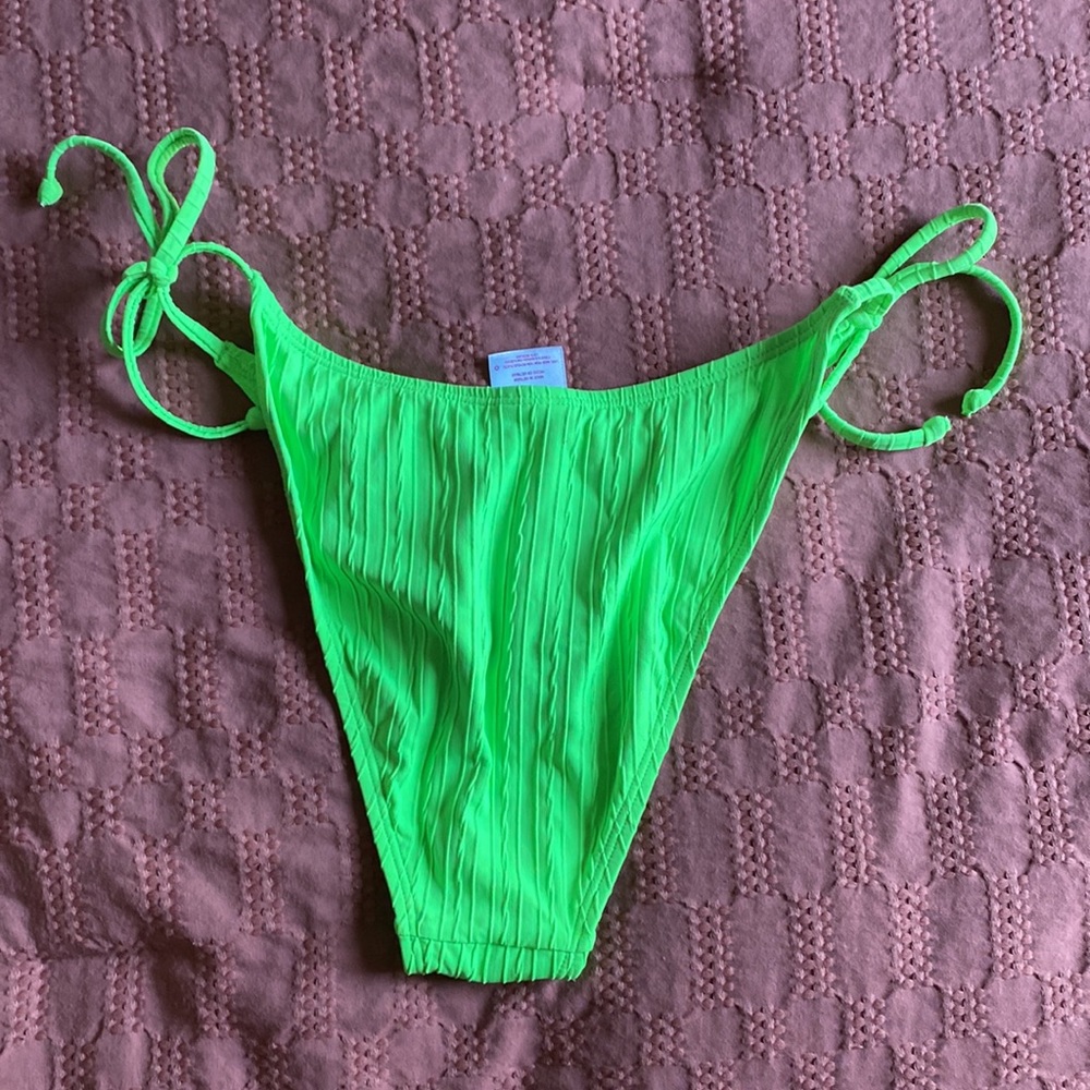 Neon Green Ribbed String Bottoms - Picture 3 of 3